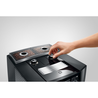 JURA | J8 Twin Fully Automatic Bean to Cup Coffee Machine Incl. Wi-Fi Connect